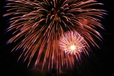 fireworks_in_san_jose_california_2007_07_04_by_ian_kluft_img_9618